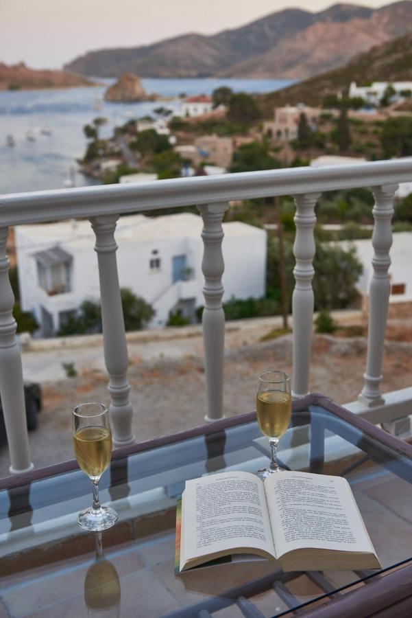 Athina Hotel 2*